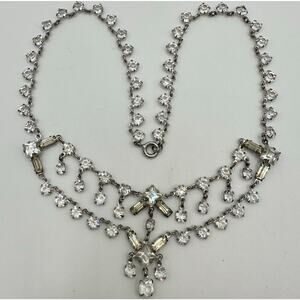 Antique Art Deco 1930s silver tone rhodium plated clear crystal drops necklace